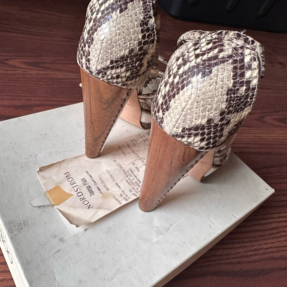 Jimmy Choo heels - Picture 3 of 11